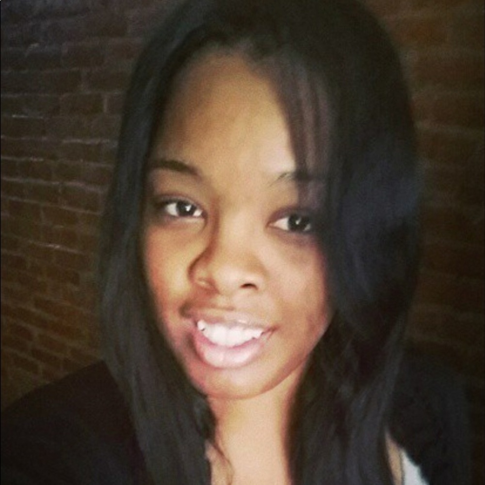 Meet your Posher, Lakia!